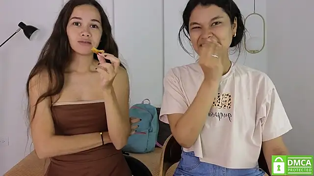 sexychanell 18 online show from October 21, 2025, 1:23 pm