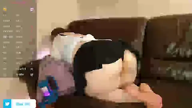 Snapshot of LilithEmber chatting on December 17, 2024, 10:54 pm LilithEmber online show from December 17, 2024, 10:54 pm