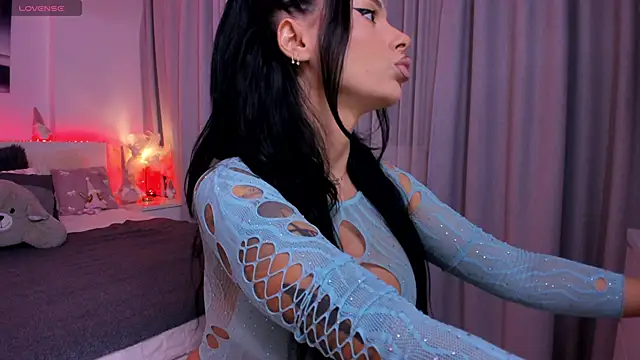 Mazeekiin30X online show from December 17, 2025, 7:20 pm