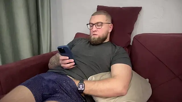 Bear bear  online show from January 31, 2025, 12:51 pm