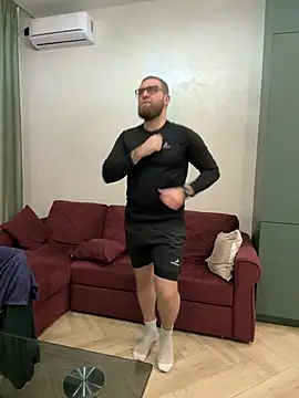 Bear bear  online show from March 6, 2025, 6:37 pm