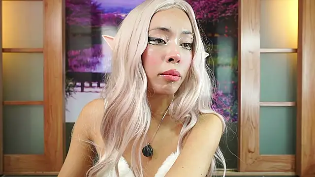 Snapshot of miss__maria chatting on September 19, 2025, 5:57 pm miss maria online show from September 19, 2025, 5:57 pm