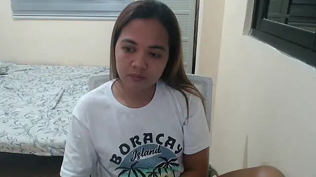 xTheLastVIRGINx online show from October 18, 2025, 2:51 pm