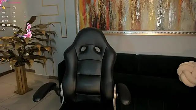 Snapshot of JuanitaClay chatting on October 23, 2025, 12:48 pm JuanitaClay online show from October 23, 2025, 12:48 pm