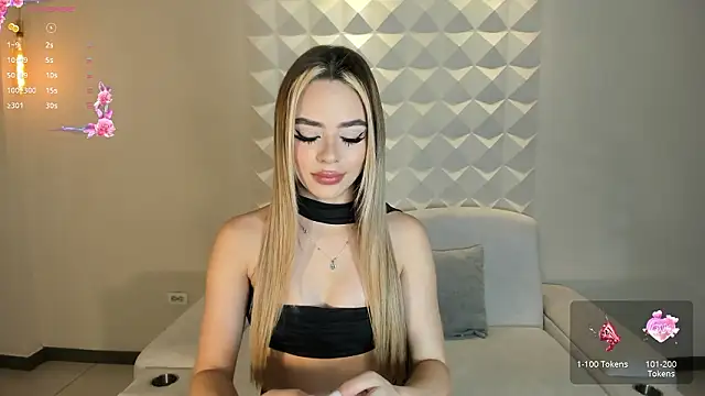 JuanitaClay online show from February 23, 2026, 7:11 pm