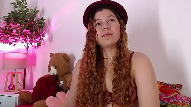 Snapshot of Coffee_Dreams chatting on February 5, 2025, 6:59 pm Coffee Dreams online show from February 5, 2025, 6:59 pm