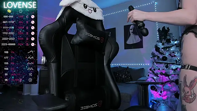 Snapshot of RachelQueen_ chatting on February 2, 2025, 5:48 pm RachelQueen online show from February 2, 2025, 5:48 pm