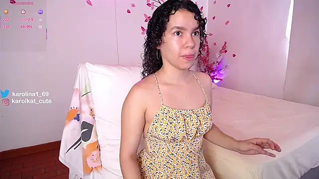 Karolina 1 online show from September 23, 2025, 1:58 pm