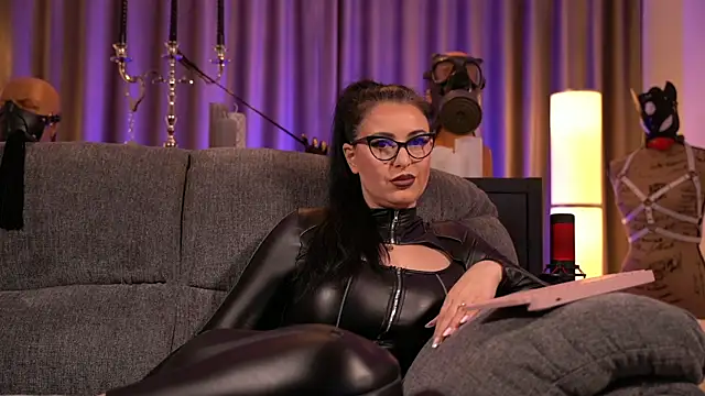 Snapshot of kelly_kent chatting on December 3, 2024, 2:58 am kelly kent online show from December 3, 2024, 2:58 am