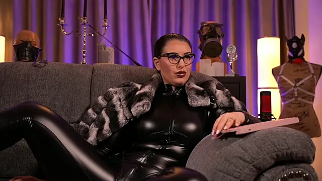 Snapshot of kelly_kent chatting on January 3, 2025, 9:15 pm kelly kent online show from January 3, 2025, 9:15 pm