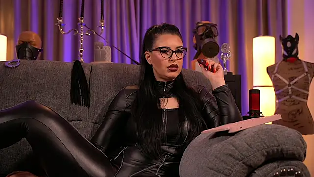 Snapshot of kelly_kent chatting on January 12, 2025, 11:26 pm kelly kent online show from January 12, 2025, 11:26 pm