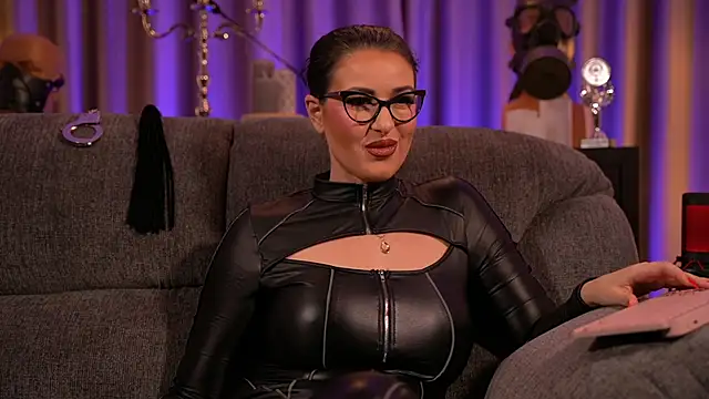 Snapshot of kelly_kent chatting on January 23, 2025, 1:08 am kelly kent online show from January 23, 2025, 1:08 am