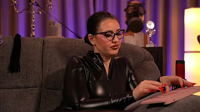 Snapshot of kelly_kent chatting on January 28, 2025, 2:11 am kelly kent online show from January 28, 2025, 2:11 am