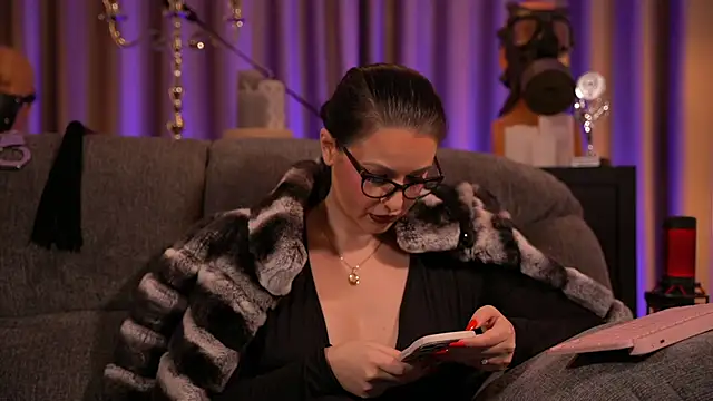 Snapshot of kelly_kent chatting on February 8, 2025, 3:19 am kelly kent online show from February 8, 2025, 3:19 am