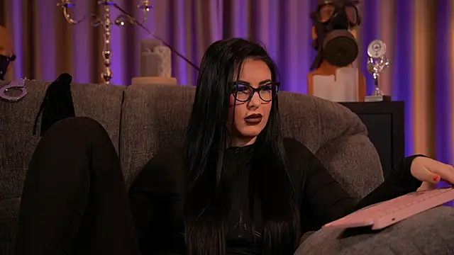 Snapshot of kelly_kent chatting on February 20, 2025, 2:51 am kelly kent online show from February 20, 2025, 2:51 am