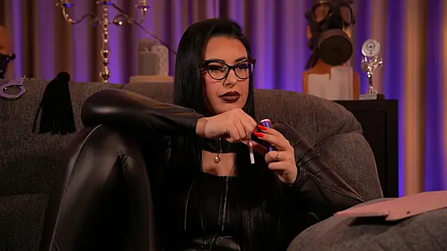 Snapshot of kelly_kent chatting on February 21, 2025, 1:33 am kelly kent online show from February 21, 2025, 1:33 am