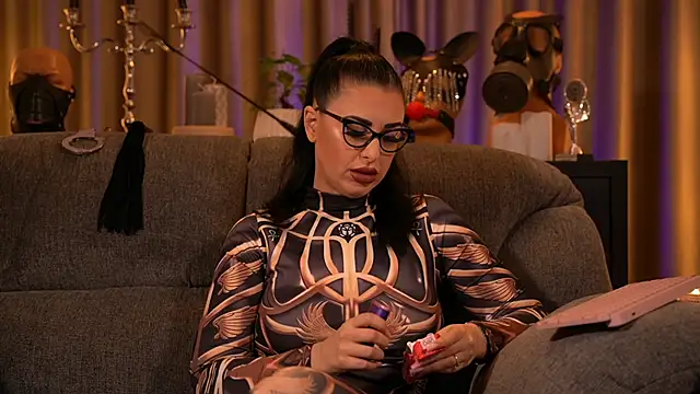 Snapshot of kelly_kent chatting on September 14, 2025, 8:19 pm kelly kent online show from September 14, 2025, 8:19 pm