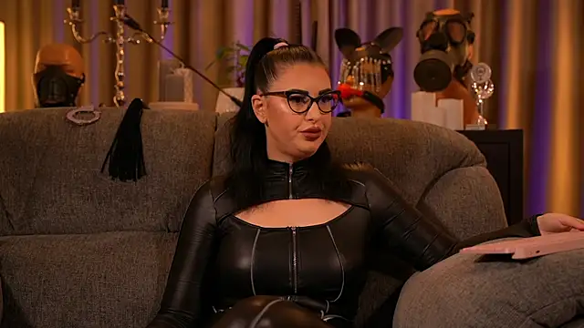 Snapshot of kelly_kent chatting on September 27, 2025, 10:37 pm kelly kent online show from September 27, 2025, 10:37 pm