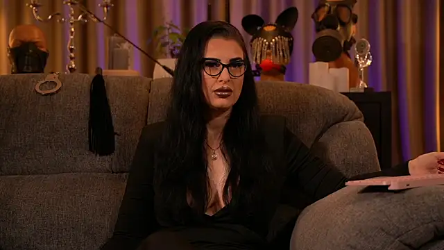 Snapshot of kelly_kent chatting on October 16, 2025, 10:33 pm kelly kent online show from October 16, 2025, 10:33 pm