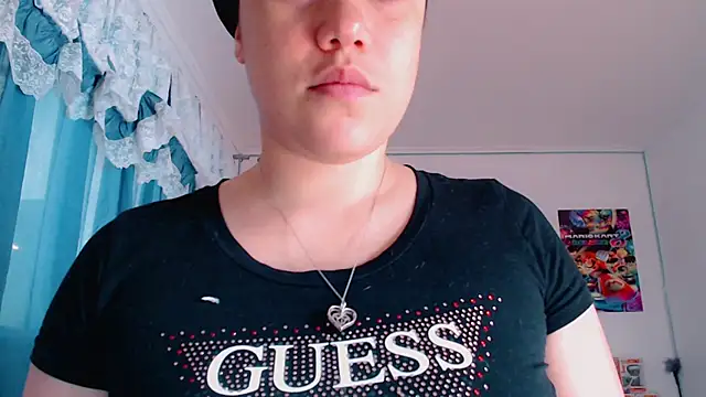 Snapshot of Emmy_Ruiz chatting on December 11, 2024, 5:26 pm Emmy Ruiz online show from December 11, 2024, 5:26 pm