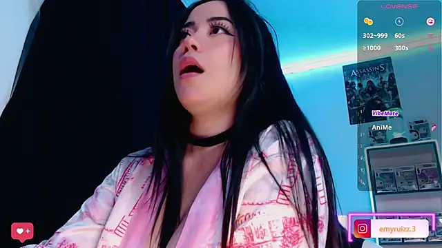 Snapshot of Emmy_Ruiz chatting on February 14, 2025, 1:34 am Emmy Ruiz online show from February 14, 2025, 1:34 am