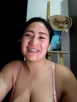 Snapshot of francesca_baker1007 chatting on December 13, 2024, 7:10 pm francesca baker1007 online show from December 13, 2024, 7:10 pm