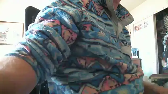 Snapshot of MormonPineapples chatting on October 20, 2025, 11:16 pm MormonPineapples online show from October 20, 2025, 11:16 pm