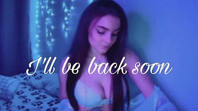 Snapshot of xwiuiwx chatting on December 8, 2024, 10:57 pm xwiuiwx online show from December 8, 2024, 10:57 pm