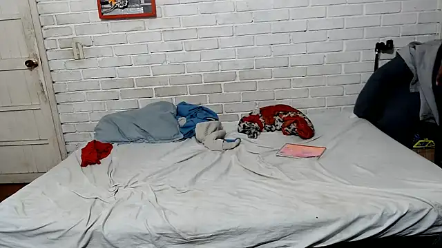 valeriaswang Lucas online show from March 9, 2026, 10:47 pm