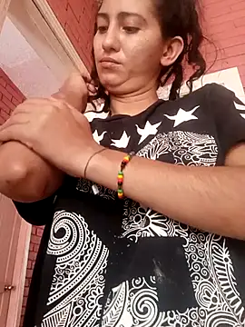 valeriaswang Lucas online show from July 17, 2026, 3:39 pm