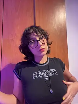 Snapshot of aurora_xoxo chatting on March 18, 2025, 4:37 am aurora xoxo online show from March 18, 2025, 4:37 am