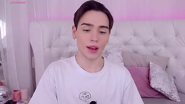 RobbyCharming online show from January 12, 2025, 7:42 pm