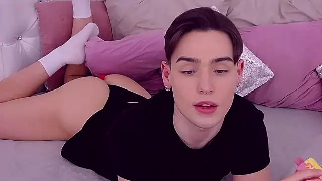 RobbyCharming online show from January 25, 2025, 1:54 am