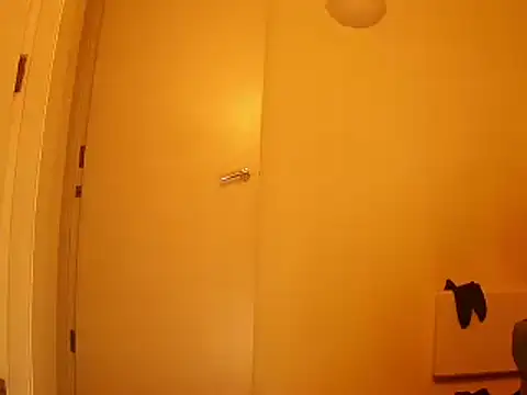 Snapshot of uk-bobbie-uk chatting on January 2, 2025, 8:24 pm uk-bobbie-uk online show from January 2, 2025, 8:24 pm