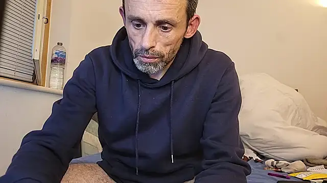 Snapshot of uk-bobbie-uk chatting on November 27, 2025, 2:35 am uk-bobbie-uk online show from November 27, 2025, 2:35 am