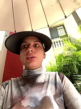 charlotte stevenss  online show from February 11, 2025, 2:13 pm