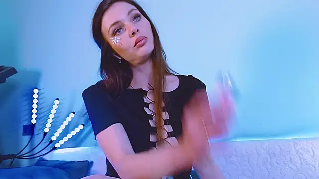 Snapshot of A_lic_E chatting on January 31, 2025, 1:22 am A lic E online show from January 31, 2025, 1:22 am