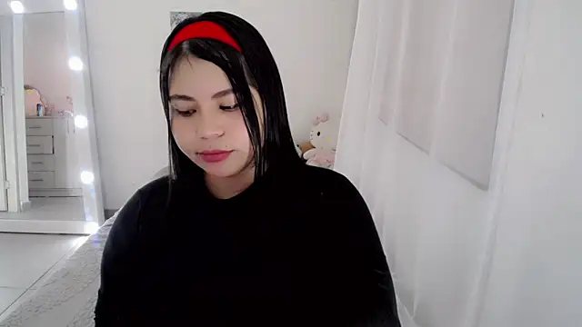 Snapshot of Youlittlepervertt_ chatting on May 17, 2026, 8:05 pm Youlittlepervertt online show from May 17, 2026, 8:05 pm