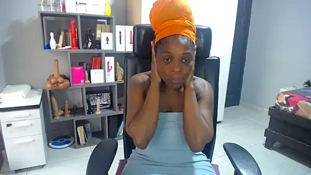 Shaniko89 online show from September 23, 2025, 5:10 am