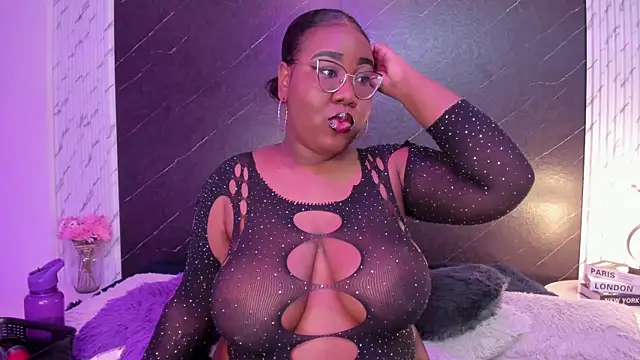 Darnellqueen online show from September 20, 2025, 1:17 am