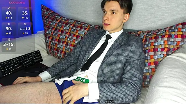 Snapshot of maxboy4 chatting on January 6, 2025, 11:09 pm maxboy4 online show from January 6, 2025, 11:09 pm