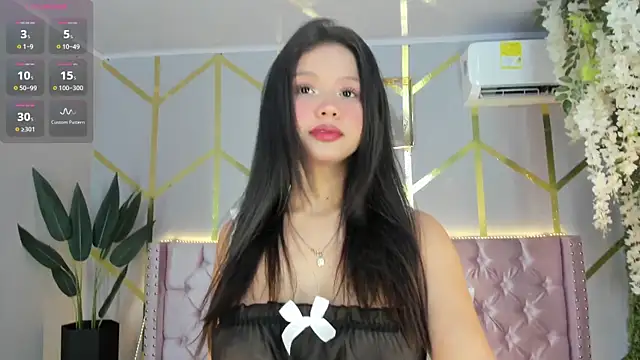 Snapshot of candy_beck chatting on January 6, 2025, 7:45 pm candy beck online show from January 6, 2025, 7:45 pm