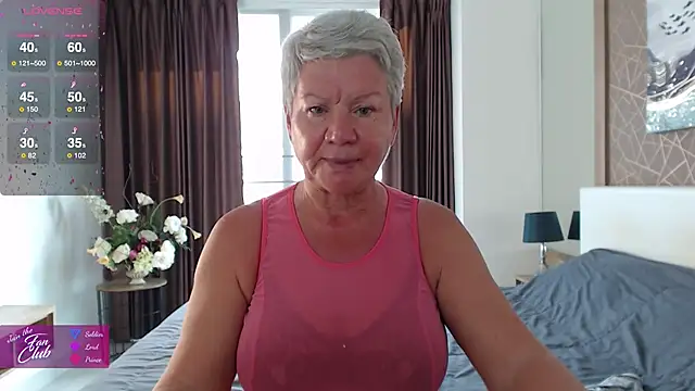 Snapshot of roxana_brooks chatting on December 2, 2025, 12:38 am roxana brooks online show from December 2, 2025, 12:38 am