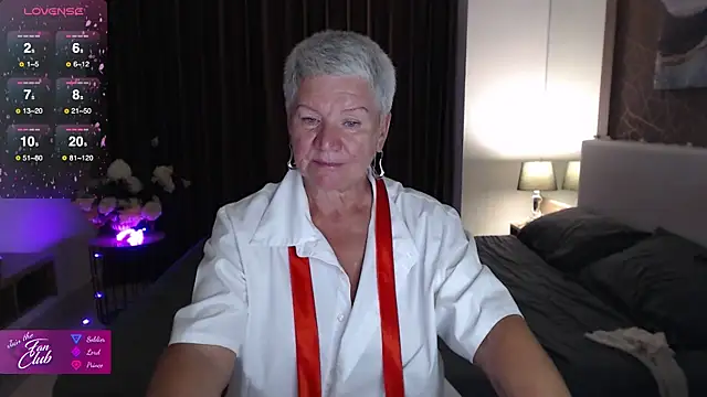 Snapshot of roxana_brooks chatting on January 9, 2026, 1:36 pm roxana brooks online show from January 9, 2026, 1:36 pm