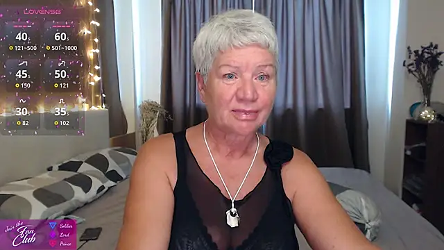 roxana brooks online show from June 6, 2026, 12:05 am