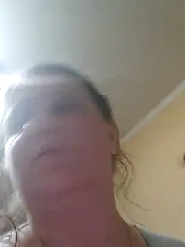 Snapshot of CumCpl chatting on February 15, 2025, 2:15 am CumCpl online show from February 15, 2025, 2:15 am