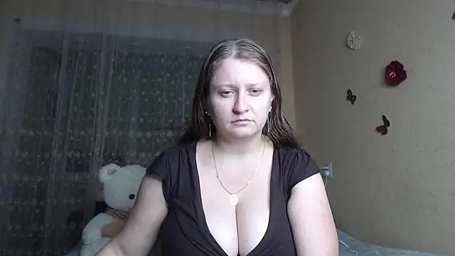 Snapshot of CumCpl chatting on October 18, 2025, 9:04 pm CumCpl online show from October 18, 2025, 9:04 pm