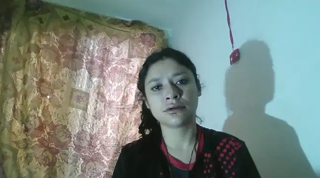 TamaraNauthy online show from December 7, 2024, 1:51 pm