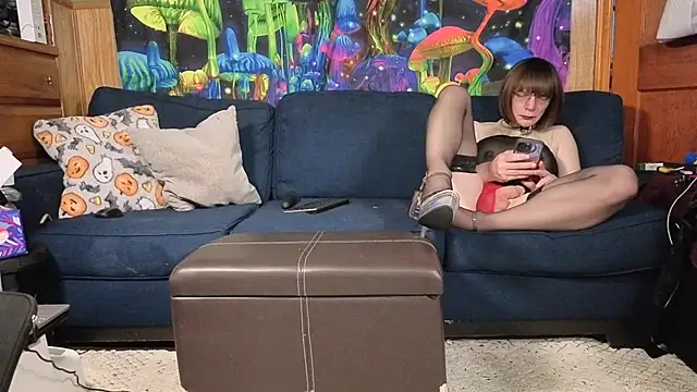 sluttypumpkin420 online show from April 4, 2026, 3:38 am