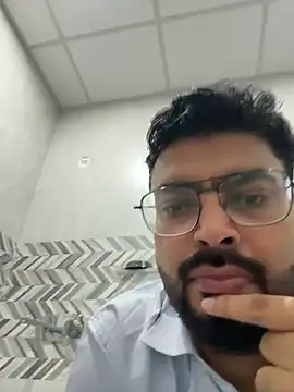 hot rajat online show from May 19, 2026, 2:40 am